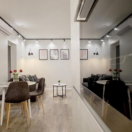 Owls Hill Apartment Каунас Экстерьер фото