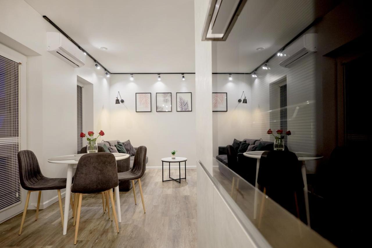Owls Hill Apartment Каунас Экстерьер фото