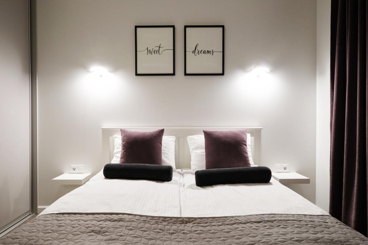 Owls Hill Apartment Каунас Экстерьер фото